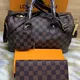 Venta de bolsos clon, ropa y calzado shop clon y réplica Guadalajara